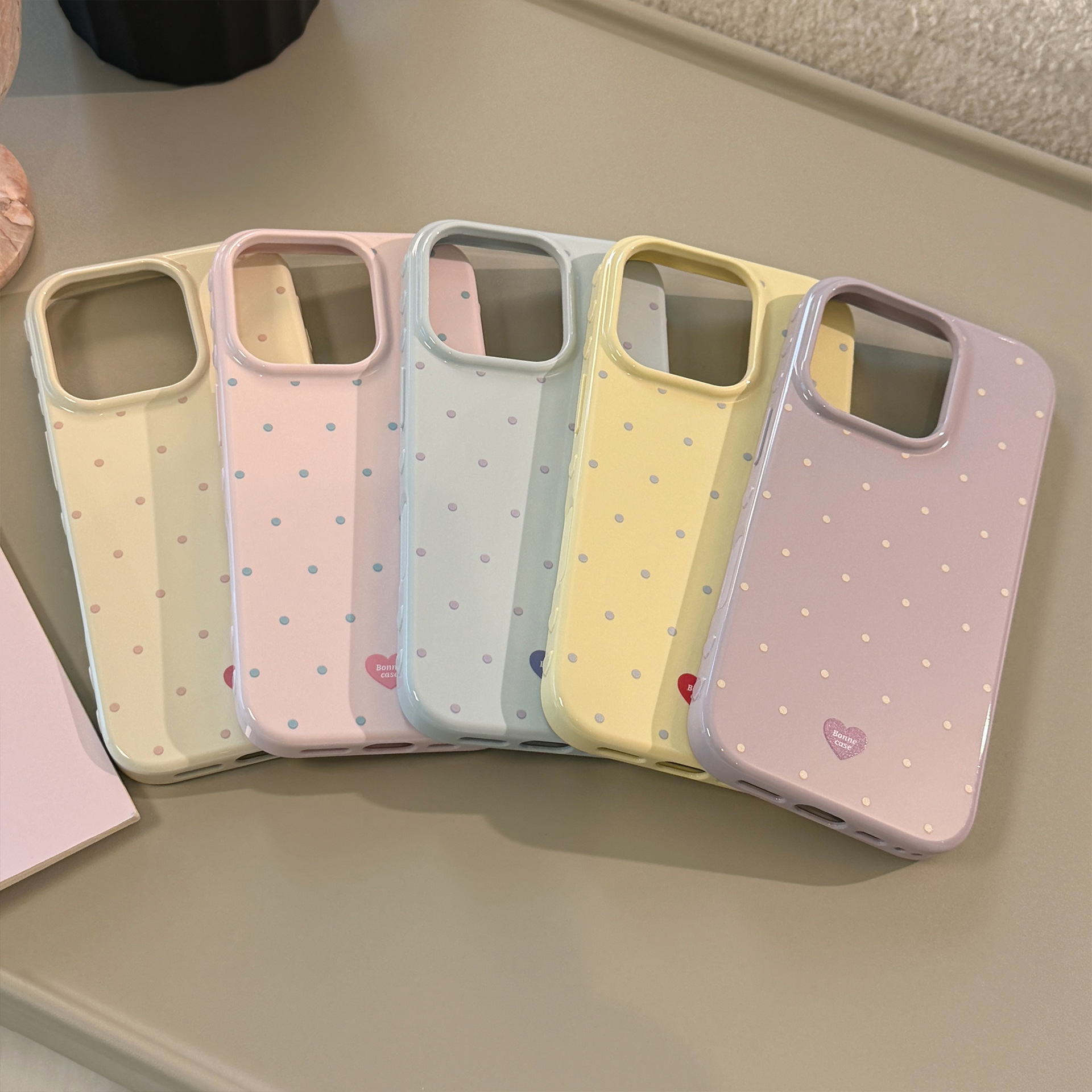 Korean Full Screen Candy Color - Phone Cases Polka Dot のレビューと価格