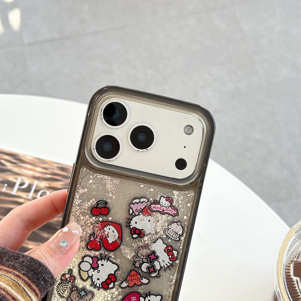 Quicksand Glitter Protection F - Cute Anime Case のレビューと価格